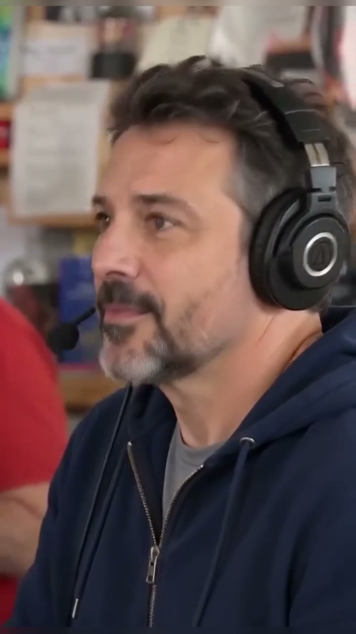 Five Strangers, a 11-second Tiny Desk AI template
